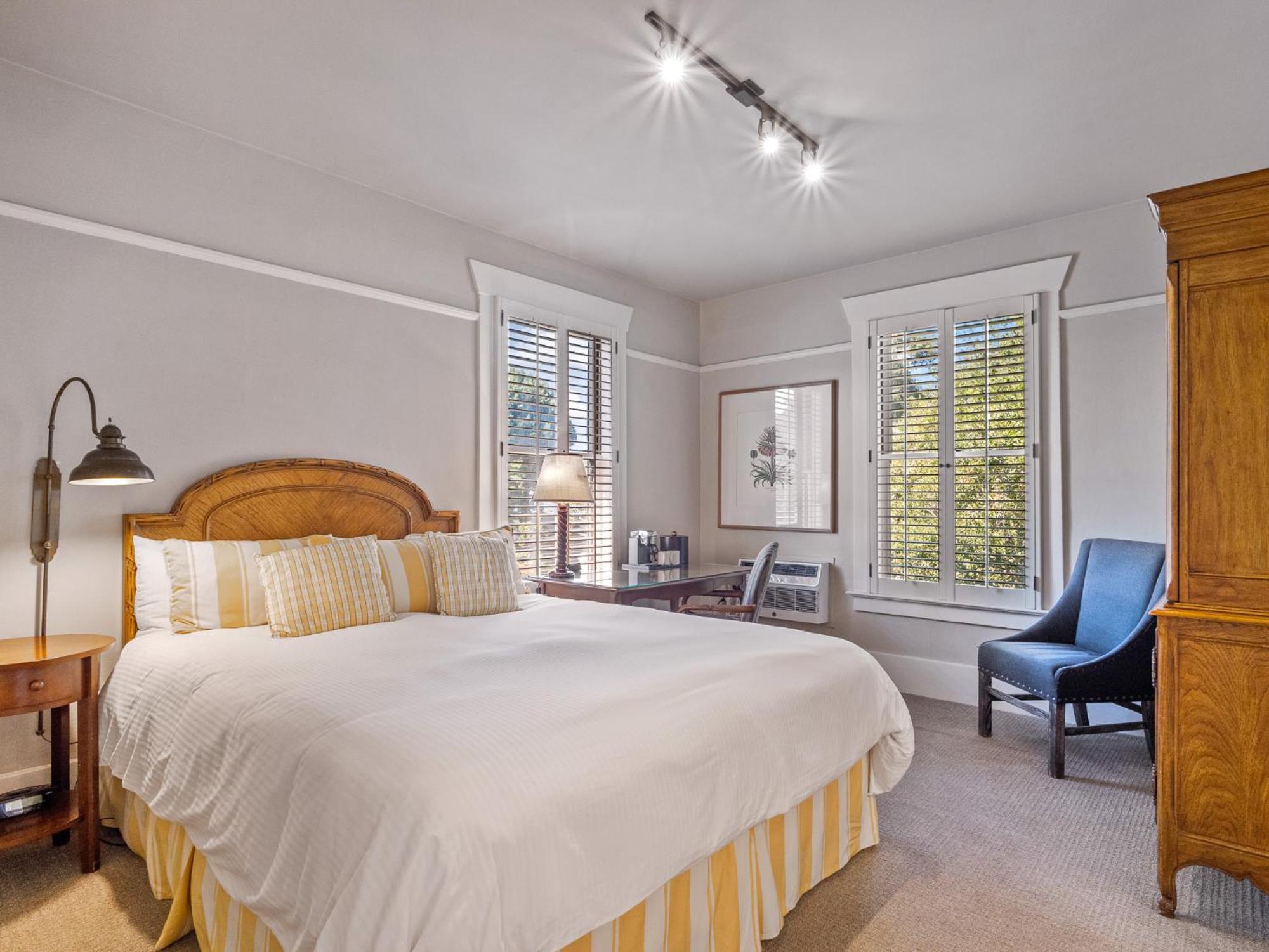 The Upham Hotel Santa Barbara Exterior photo